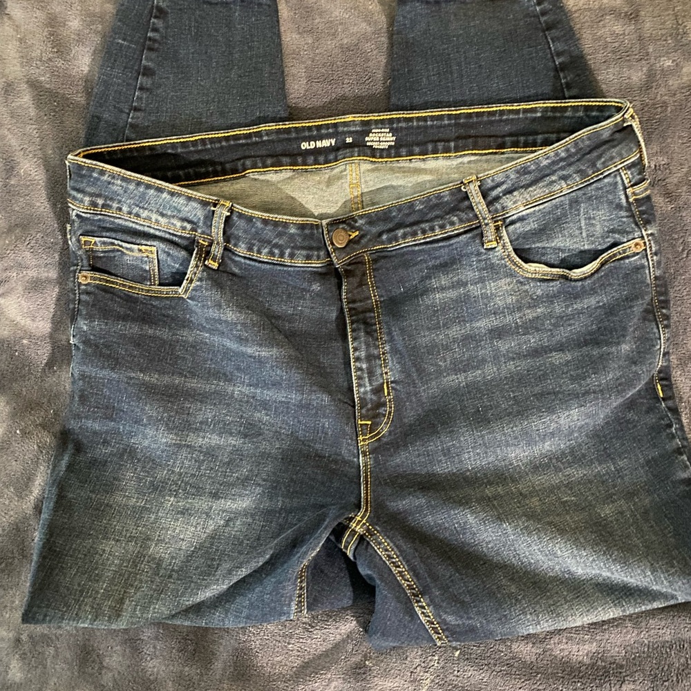SOLD Old Navy Rockstar Highrise Super Skinny Secret Smooth Pockets Size 22
